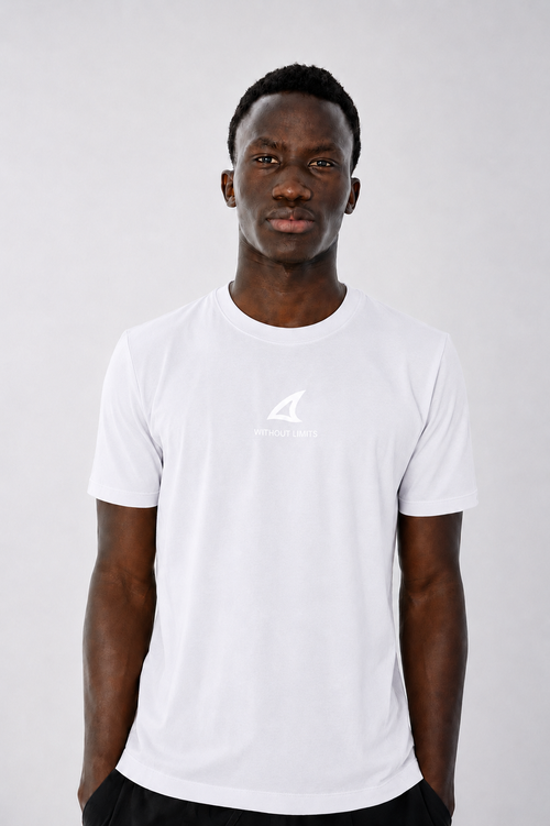 Camiseta deportiva de manga corta cuello redondo